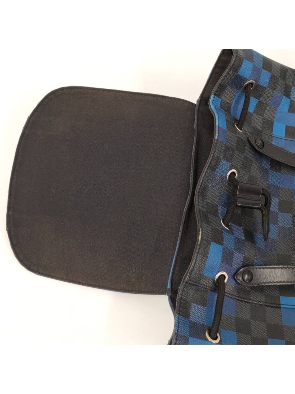 Louis Vuitton Christopher PM Damier Graphite Pixel Backpack - Picture 7 of 9